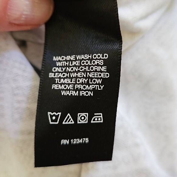 Sean John Short Sleeve Newspaper Graphic Tee Bright White Large - Picture 11 of 12